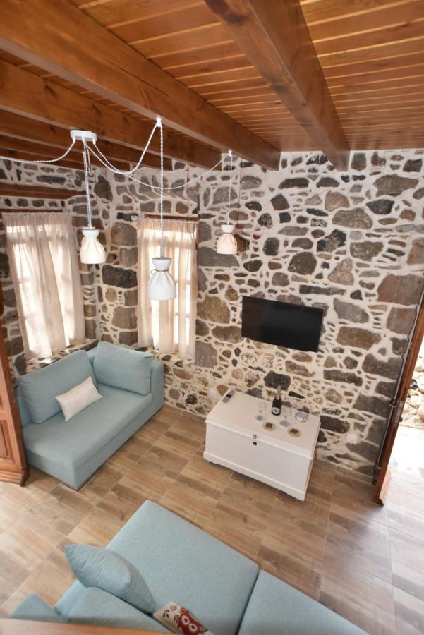 Patriko Nisyrian Guesthouse Mandraki  Ngoại thất bức ảnh
