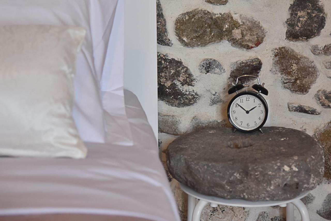 Patriko Nisyrian Guesthouse Mandraki  Ngoại thất bức ảnh